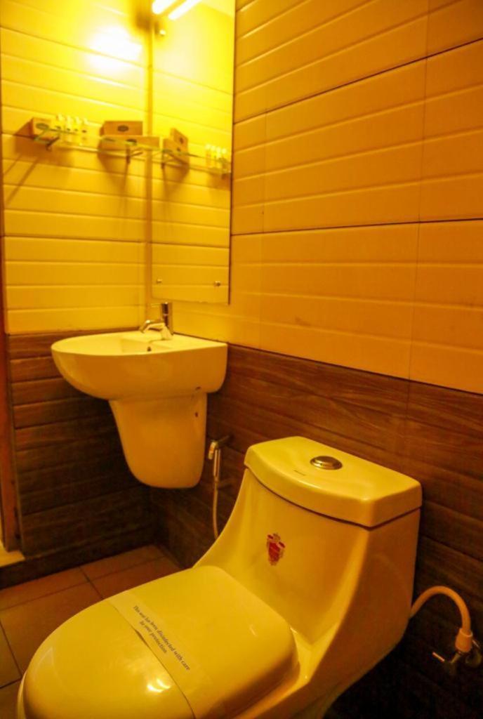 Akan Hotel And Residence Meppādi Dış mekan fotoğraf